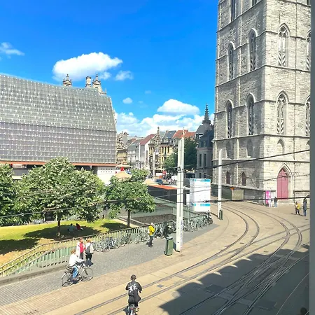アパート Historic Centre - Belfry & St Nicholas Church View ヘント