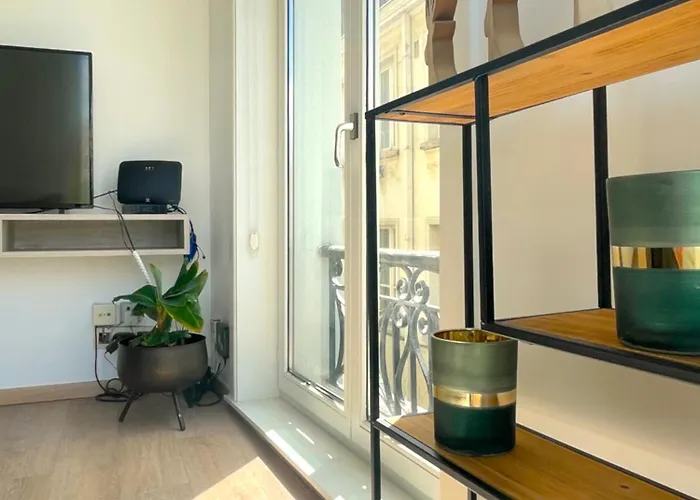 In The Heart Of With Fantastic Views خنت