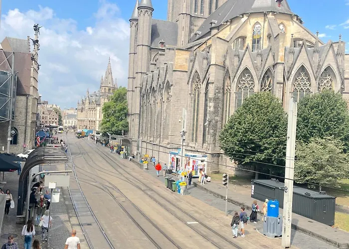 In The Heart Of With Fantastic Views شقة *